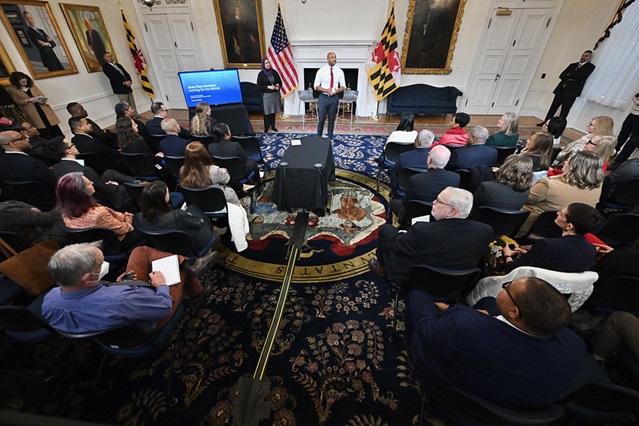 Governor Moore speaks to room of state government employees